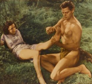 Johnny Weissmuller en Maureen O'Hara in Tarzan the Ape Man (VS 1932).